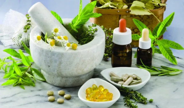 Differences-Between-Naturopathy-and-Ayurveda